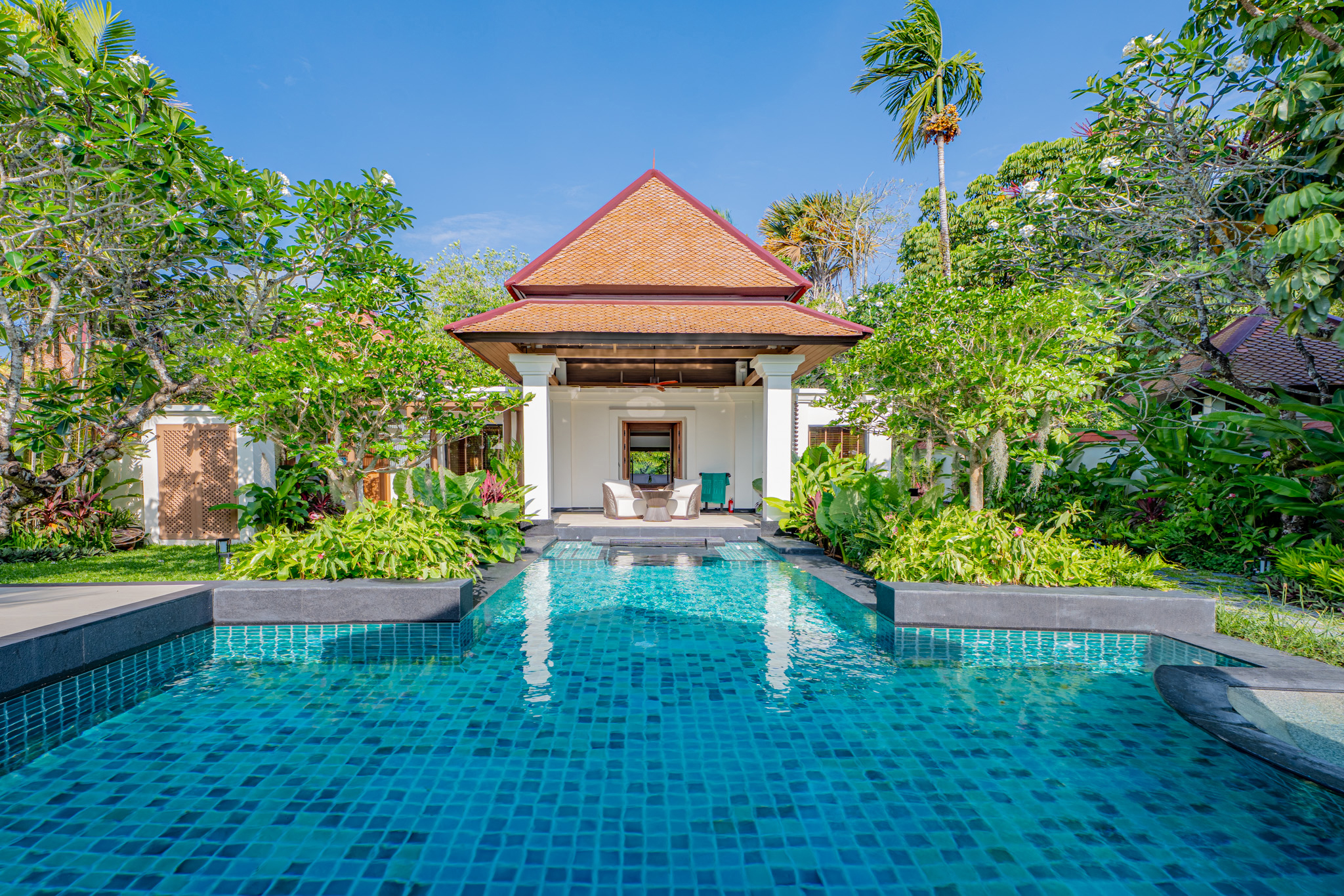 New spa pool villa